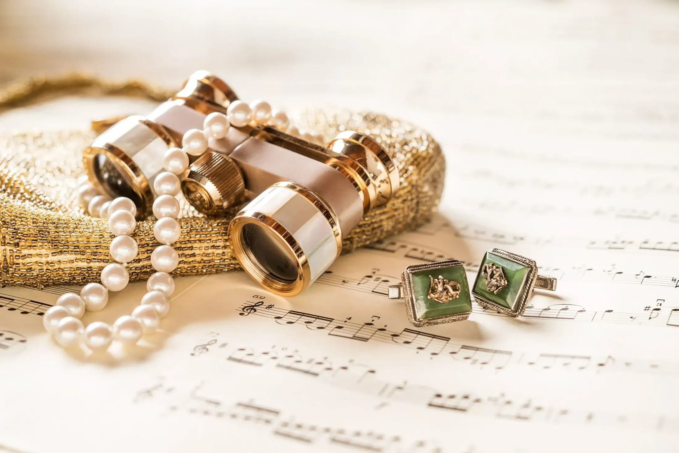 Product photo by Sollina Images 12